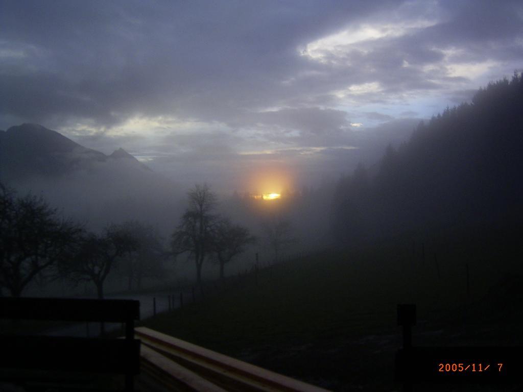 Landhof Schober Appartementen Weissbriach Luaran gambar