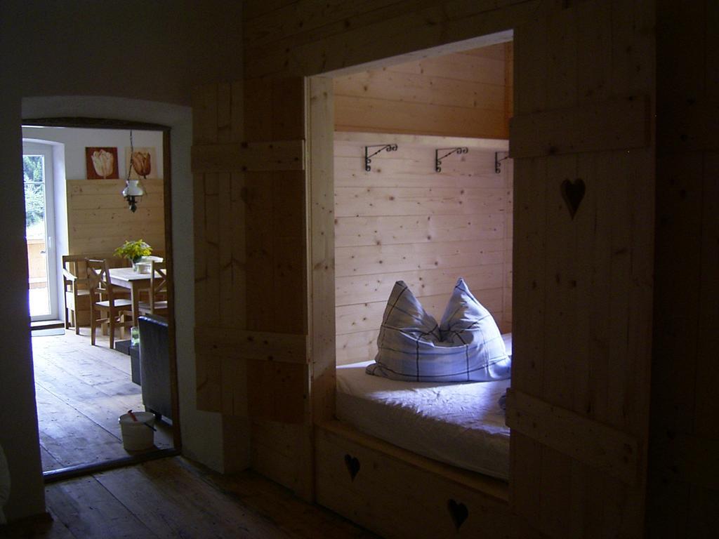 Landhof Schober Appartementen Weissbriach Luaran gambar