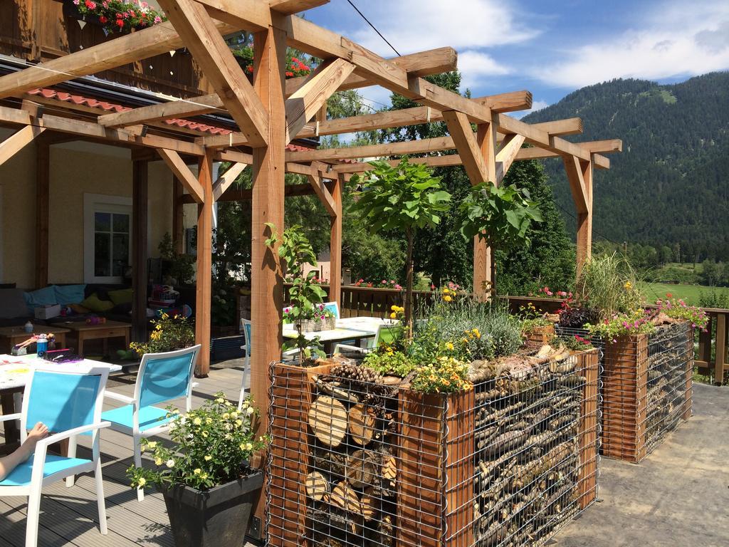 Landhof Schober Appartementen Weissbriach Luaran gambar
